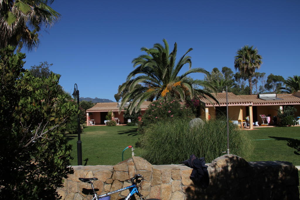 Villaggio Piscina Rei Monte Nai Zimmer foto